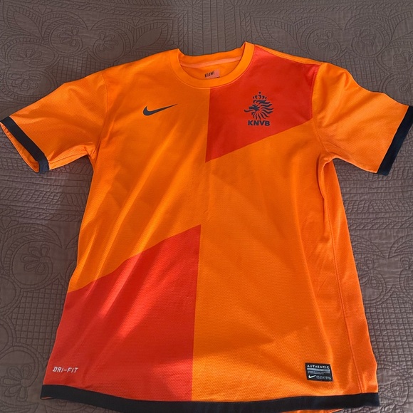 Soccer jerseys - Picture 3 of 6